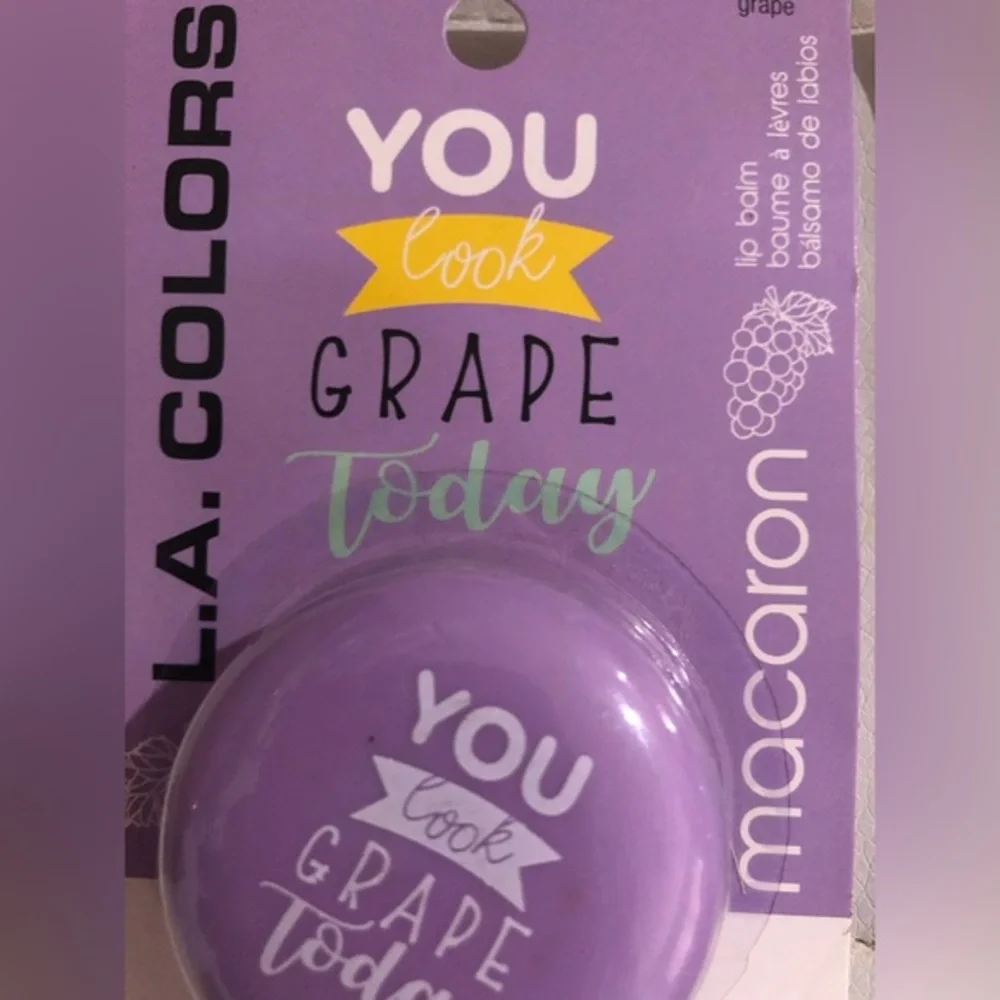 2pack‎ grape and mint scented delicious lip balm macarons new FREE
